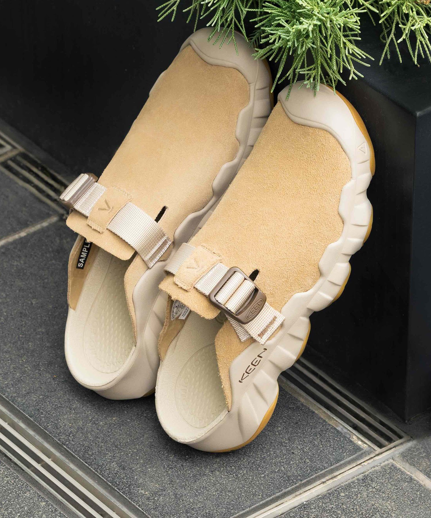 KEEN｜MEN HYPERPORT CLOG LEATHER メンズ ハイパーポート クロッグ