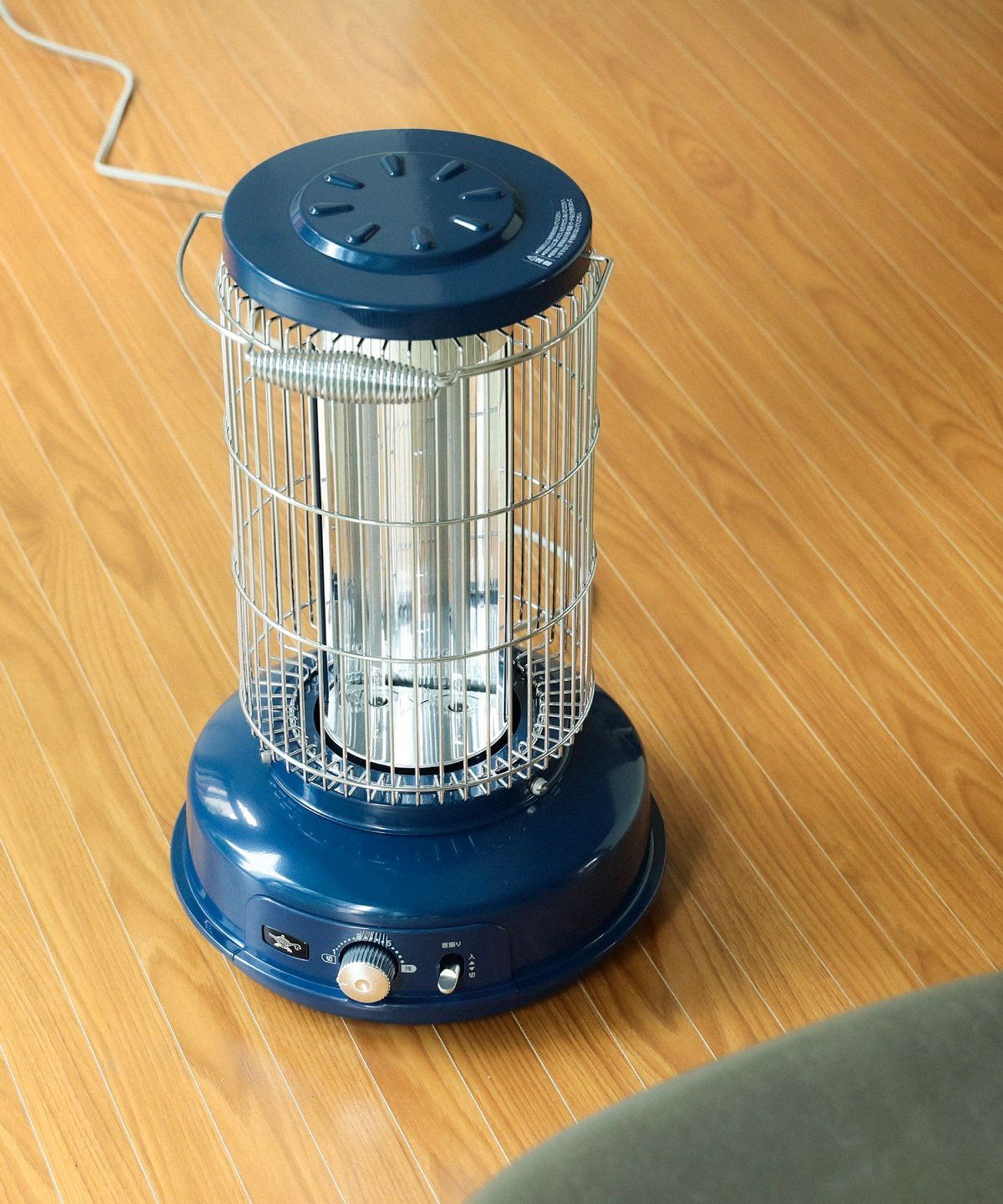 BEAMS JAPAN｜【別注】Aladdin / グラファイトフレームヒーター 藍色