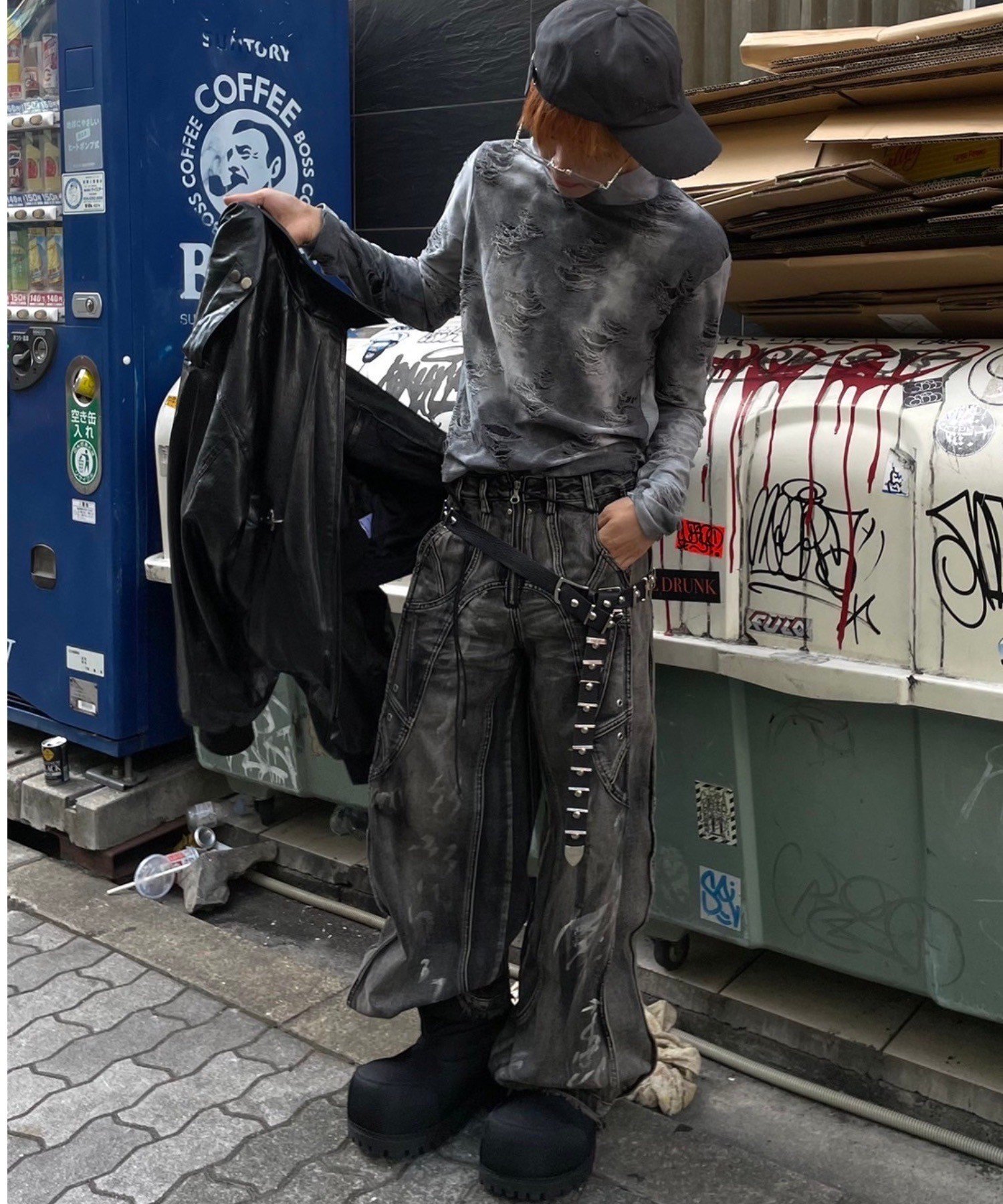 Never mind the XU / Chikashitsu+｜【PERSONSOUL】Graffiti Contour