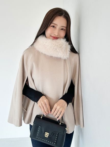 snidelアイボリー フリース ケープコート SNIDEL - スナイデル ケープ