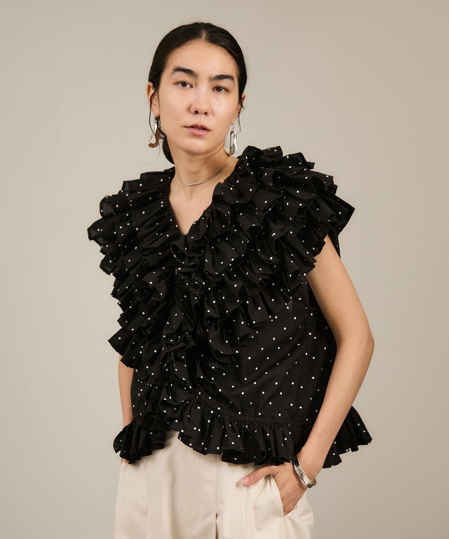 SALON adam et rope'｜【crinkle crinkle crinkle】別注フリルポンチョ