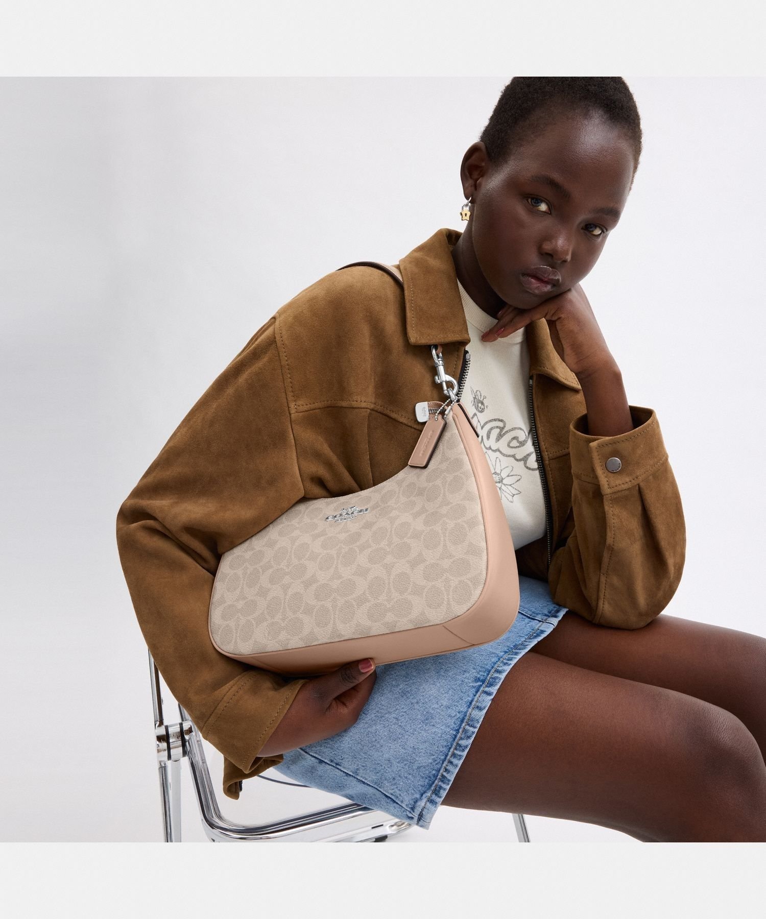 COACH OUTLET｜【公式】テリ ホーボー バッグ・シグネチャー