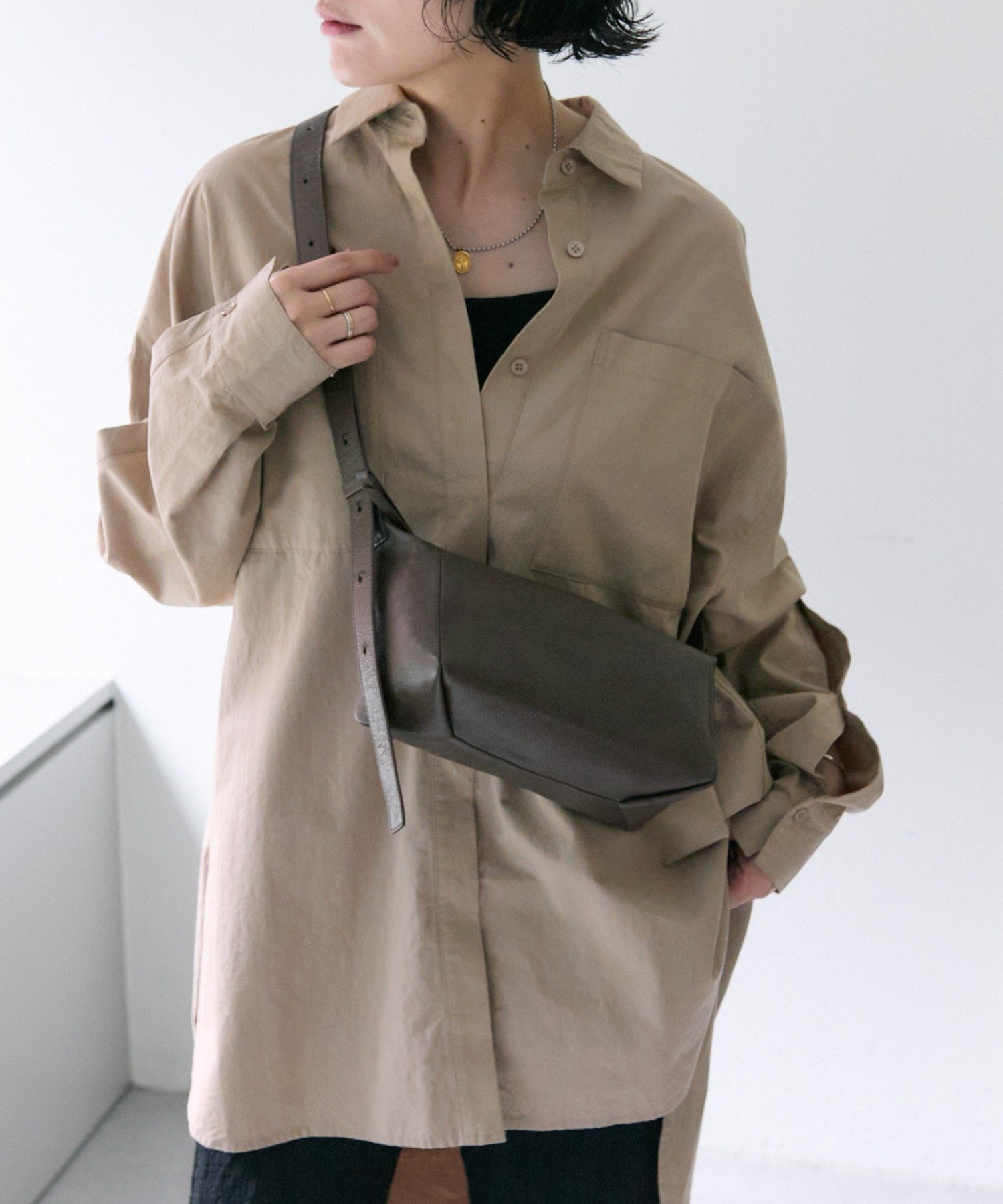 ear PAPILLONNER｜《本革/ミニマムサイズ/軽量》ボックスショルダー