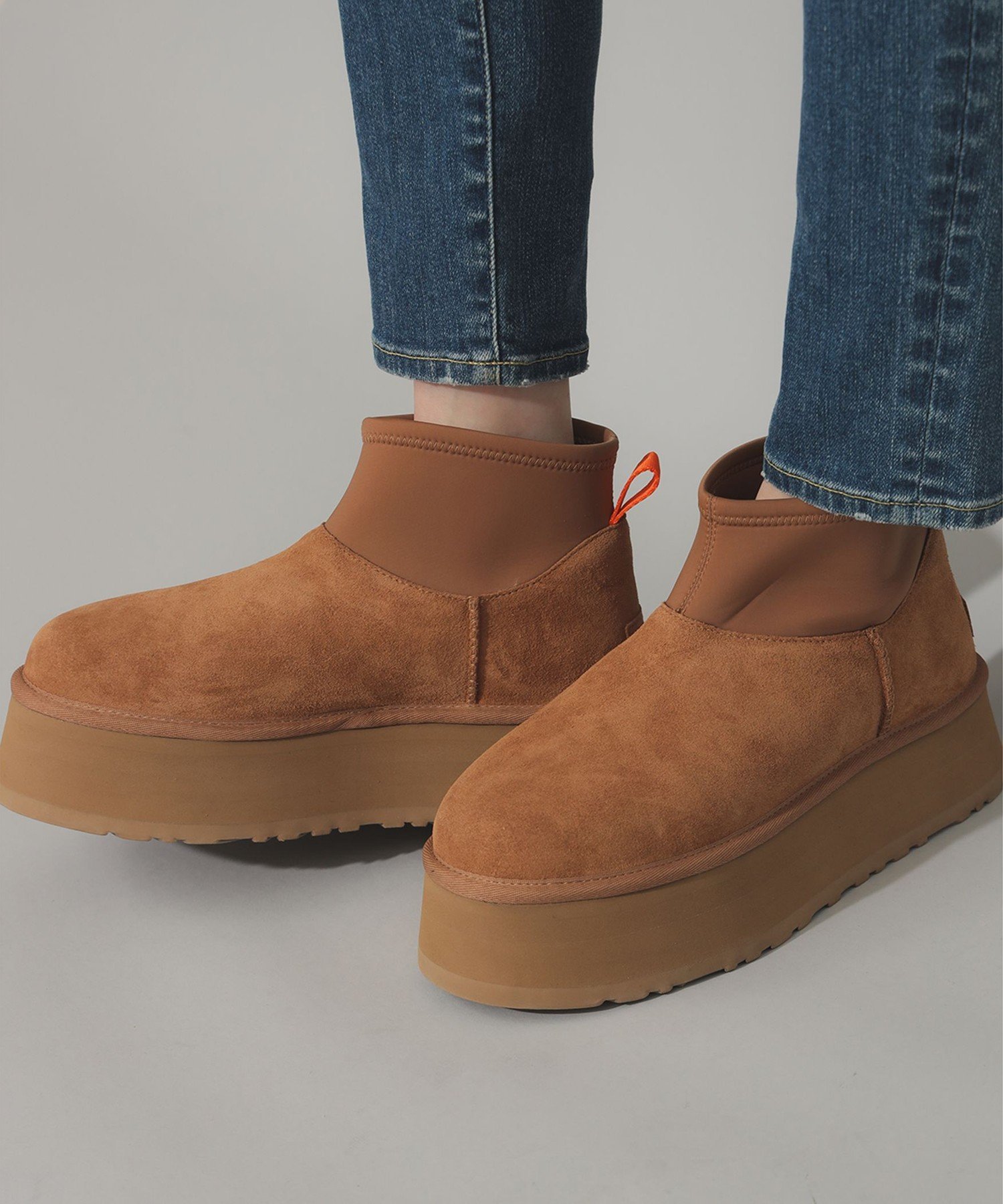 BEAMS WOMEN｜【SALE】【WEB限定】UGG(R) / W CLASSIC MINI DIPPER