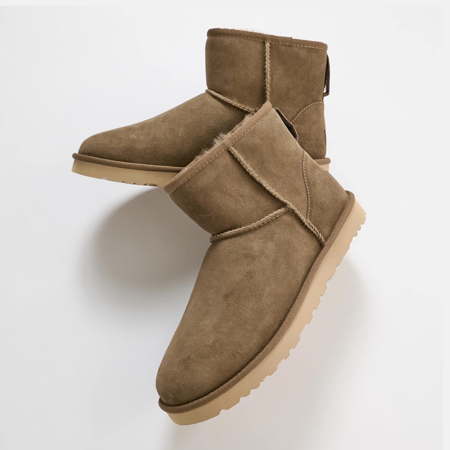 楽天市場】アグ UGG ムートンブーツ メンズ クラシック ミニ MENS