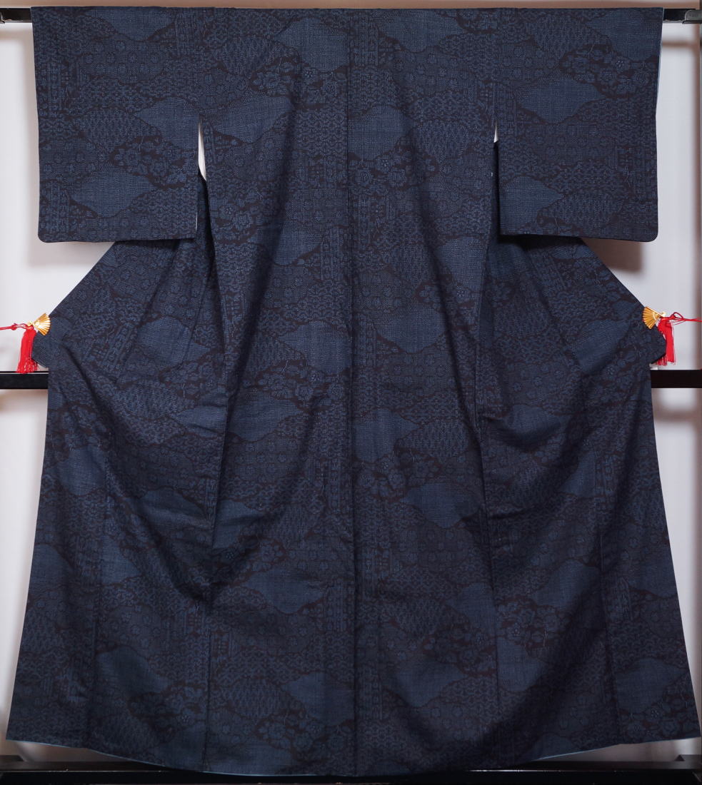 楽天市場】本場 結城紬 雲に寄せ模様 重要無形文化財 本結城 証紙付き