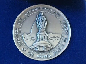 楽天市場】??希少 1989年 ジョージ・H・W・ブッシュ大統領 公式大型