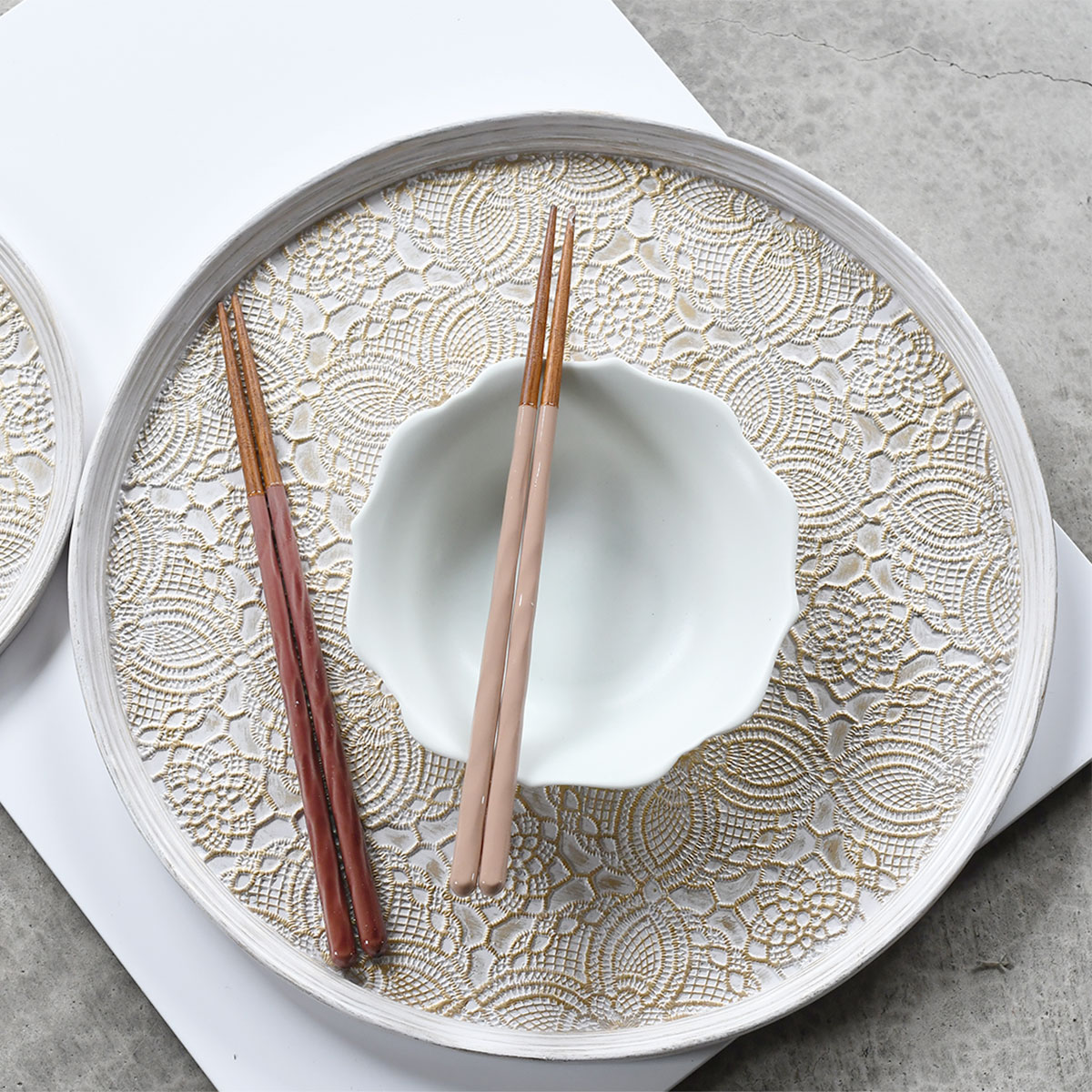 楽天市場】ラウンドトレイ Mサイズ【レース模様 トレー アクセサリー