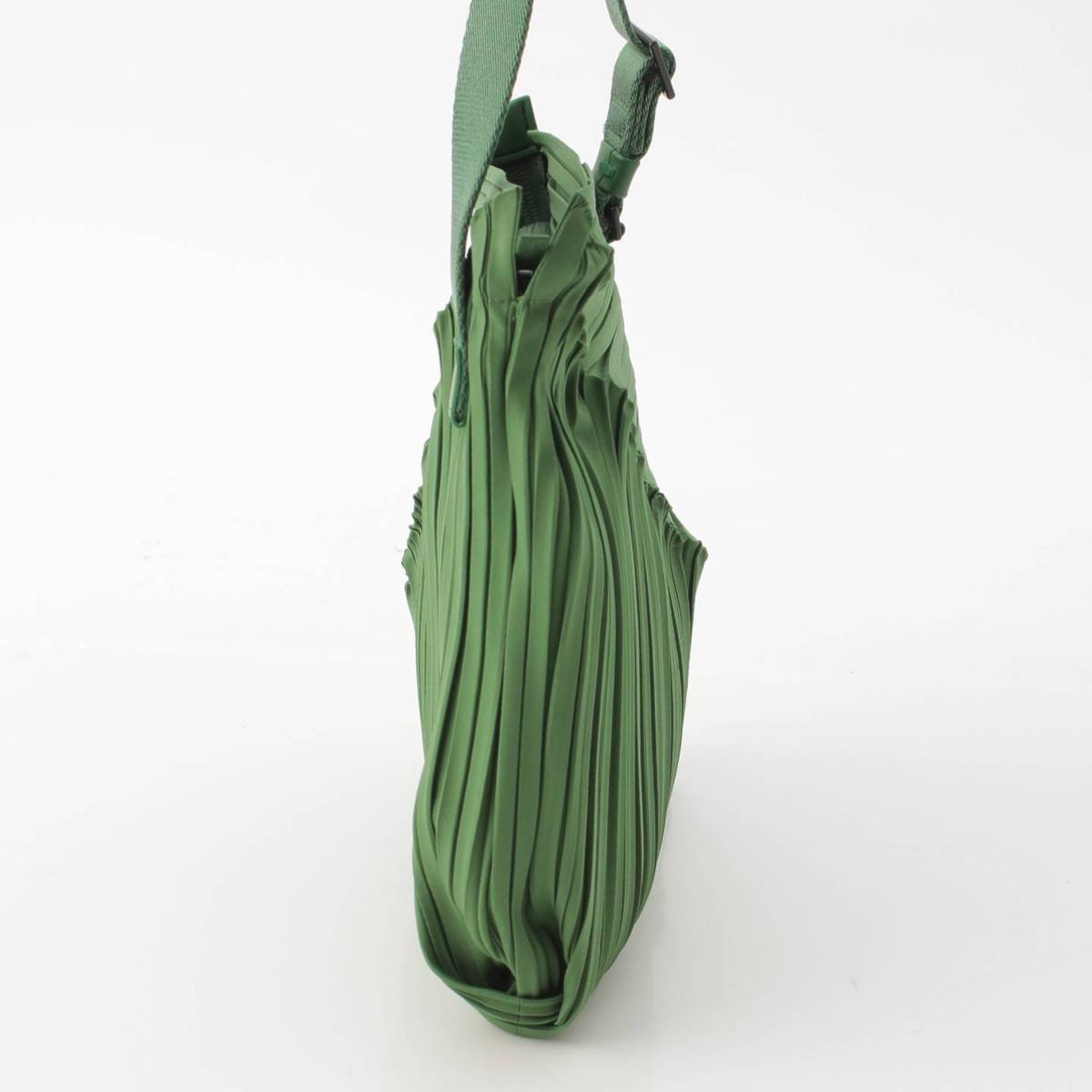 楽天市場】【プリーツプリーズ イッセイミヤケ】PLEATS PLEASE ISSEY