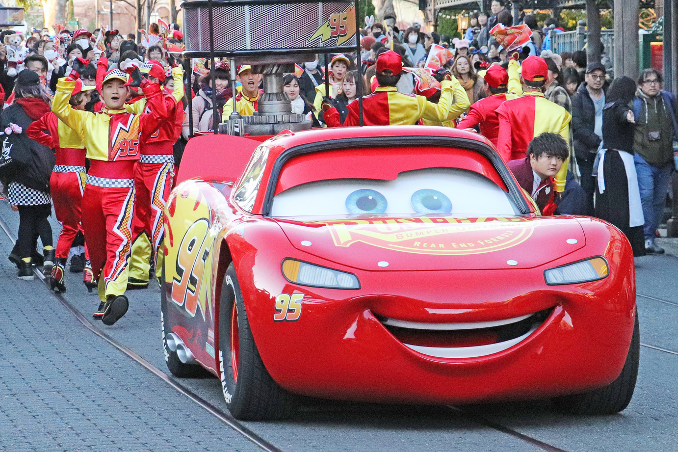 ピクサー・プレイタイム」でパーク巡りを5倍楽しもう！ 「ライトニング