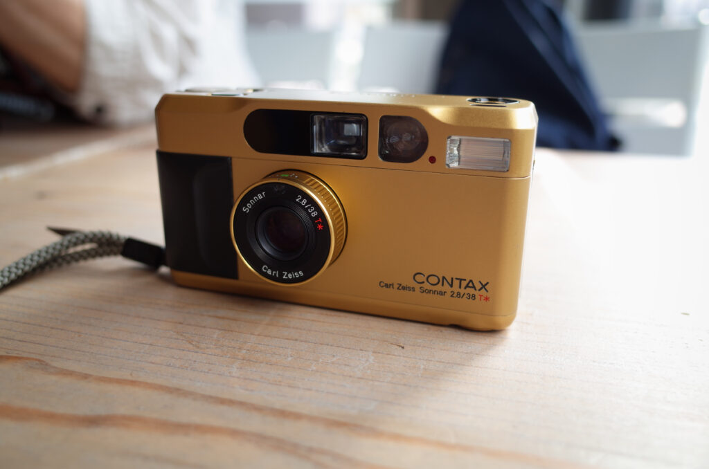 至高のフィルムカメラ Contax T2 レビュー | tree & hana's Blog