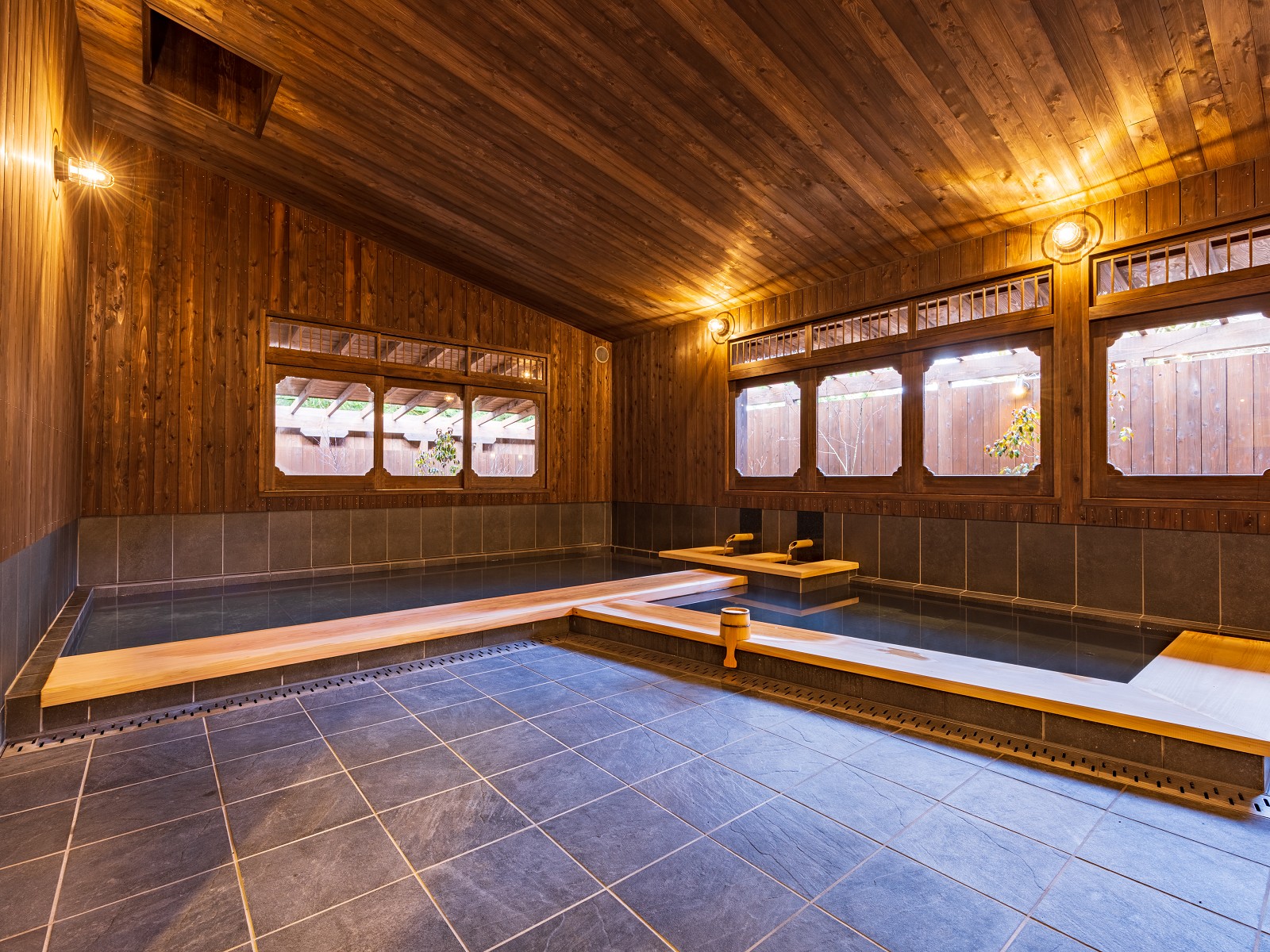 箱根芦之湯 松坂屋本店 温泉【楽天トラベル】