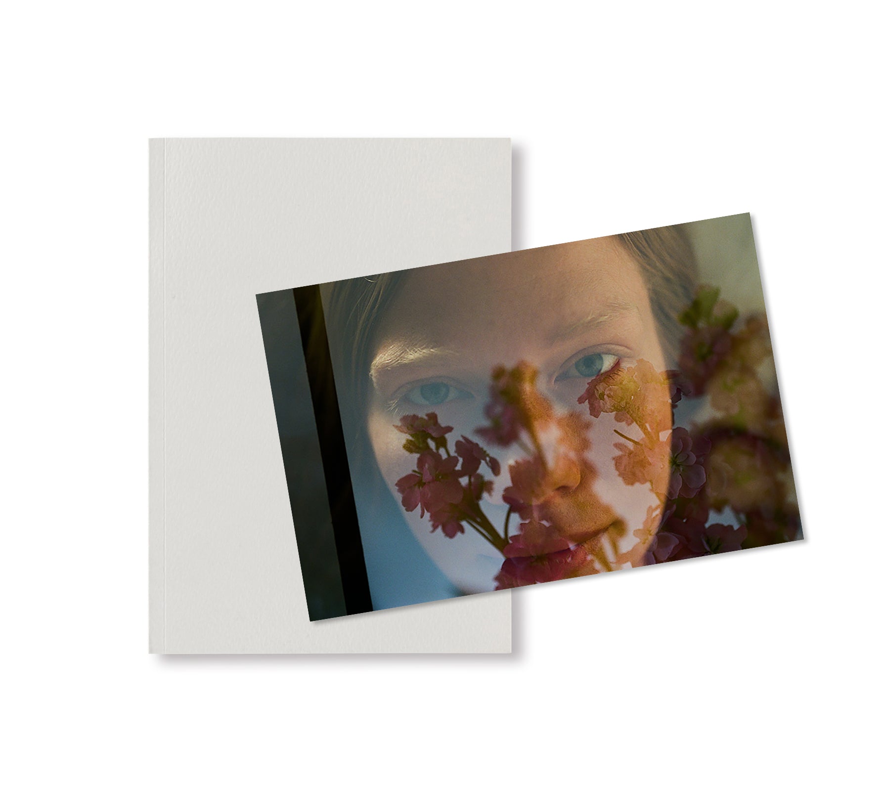 LINA SCHEYNIUS 09 by Lina Scheynius [SPECIAL EDITION] – twelvebooks