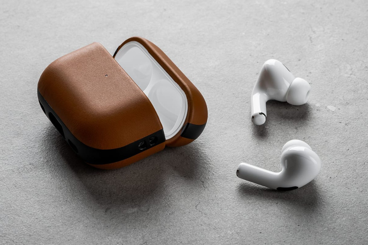 国内正規販売】NOMAD Modern Leather Case for Air Pods Pro