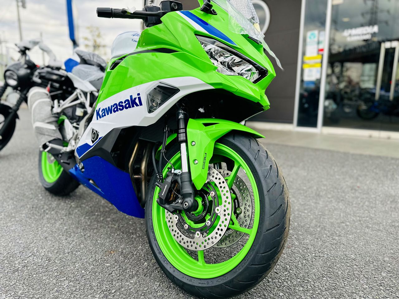カワサキ「ZX-4RR 40th anniversary edition」！！ [最新情報] | U