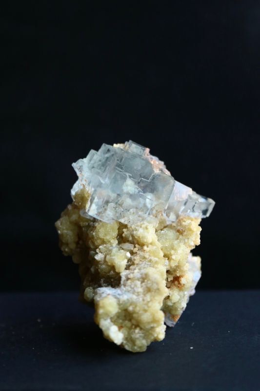 自然のままのワイルドな姿が魅力！大地のパワーを感じられる母岩付き