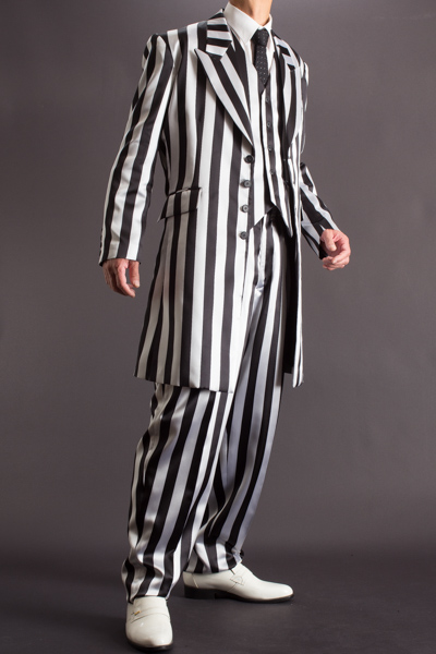 ステージ用のスーツなら上野屋にお任せください【ステージ衣装、舞台