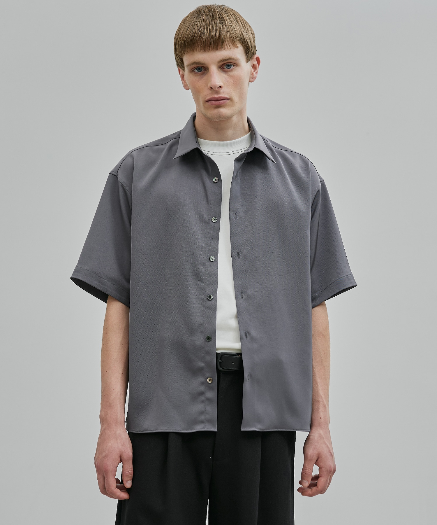 COLD DRY ショートスリーブシャツ(1 DARK GREY): : メンズ｜UNITED