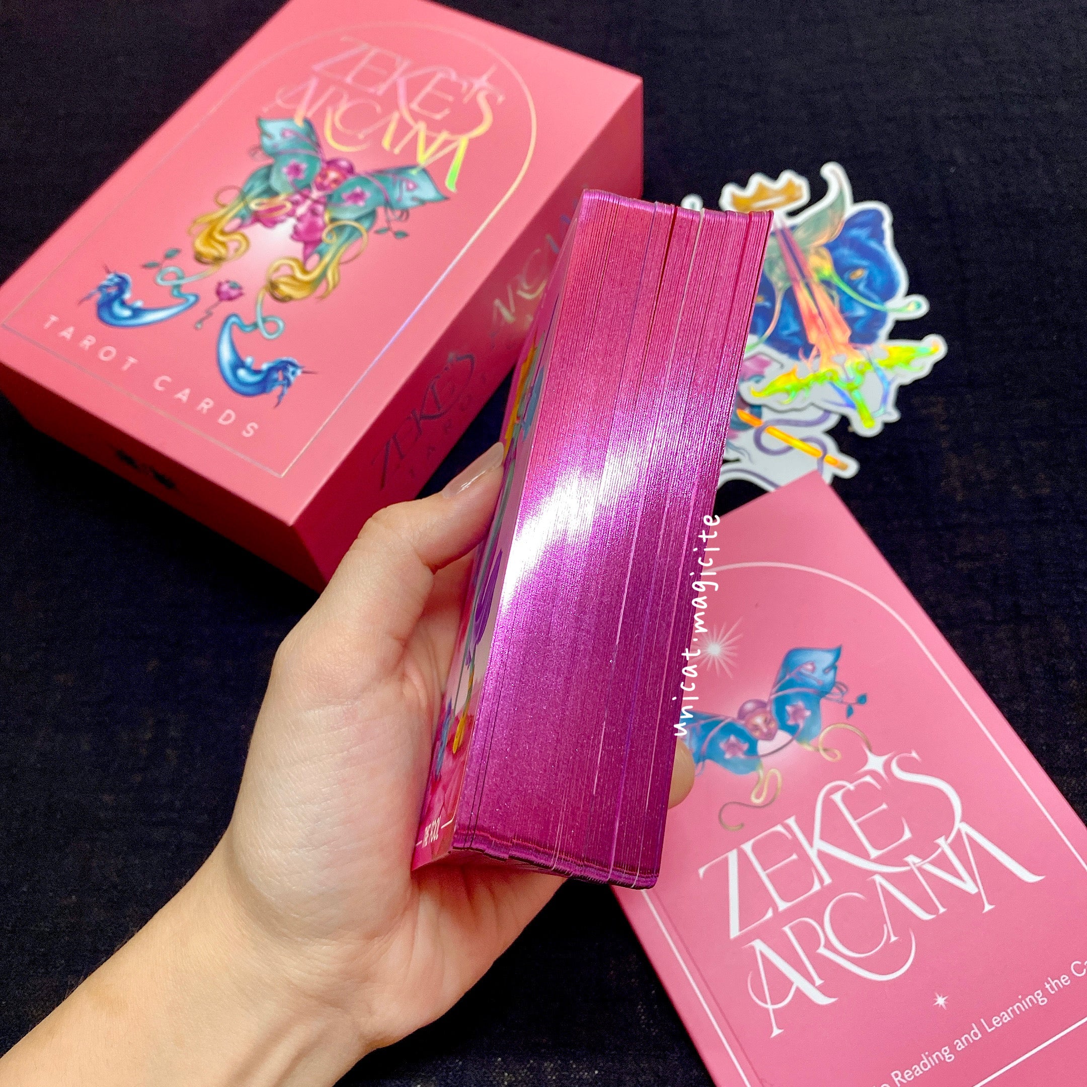 💖ジークのアルカナのカラフルでユニークなタロットカードデッキ