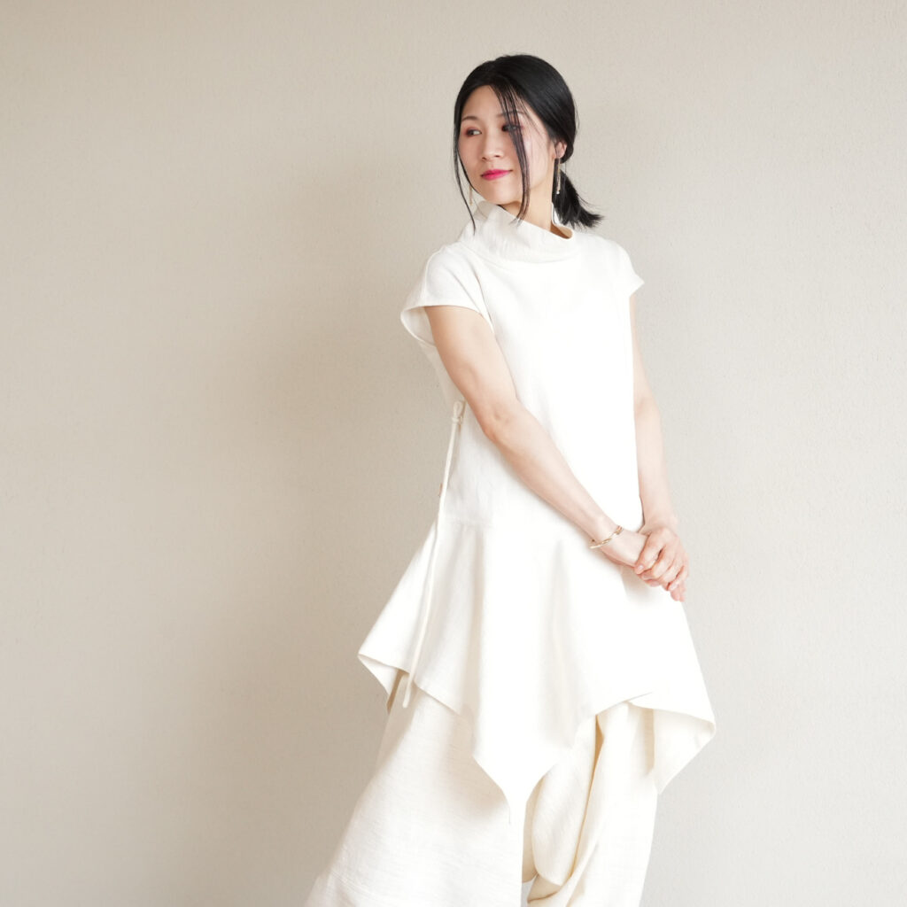 美品 うさとの服 綿 ムササビパンツ 男女 藍染め 絣 usaato ウサト 美