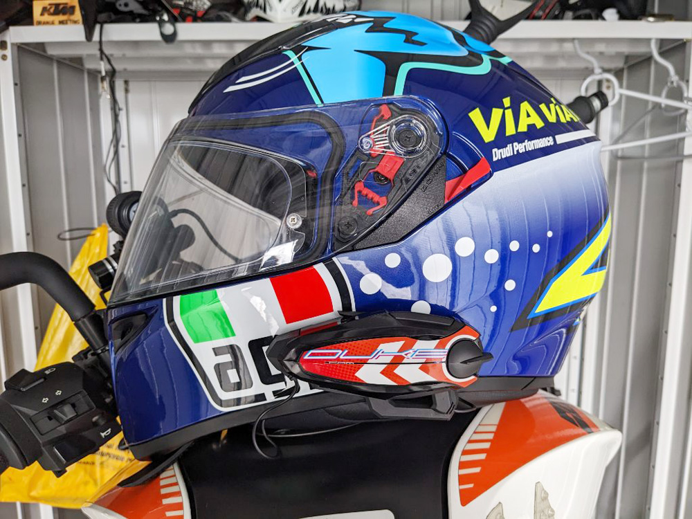 B+COM SB6X – バイクデカールのウラガミワークス