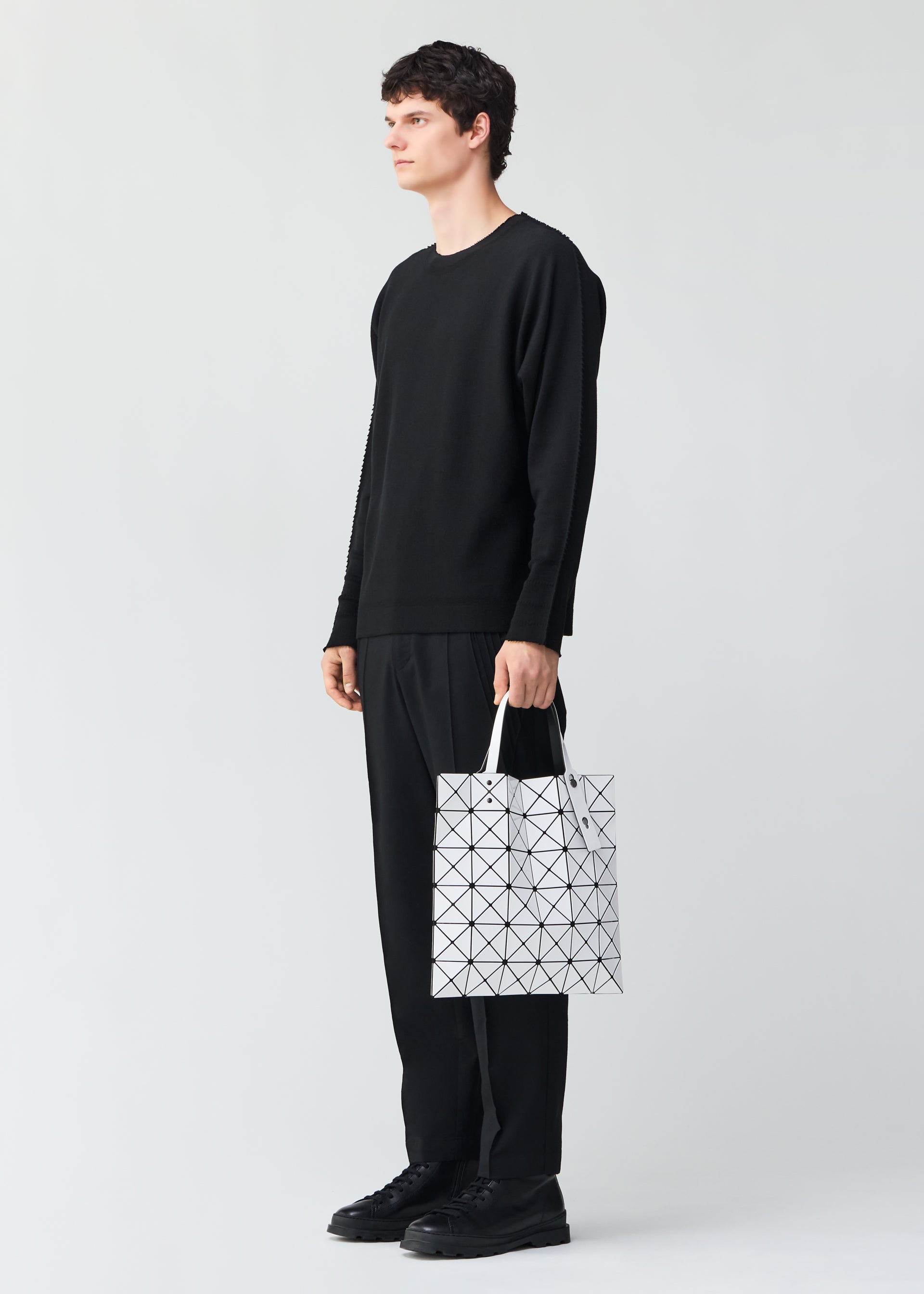 LUCENT – ISSEY MIYAKE ONLINE STORE