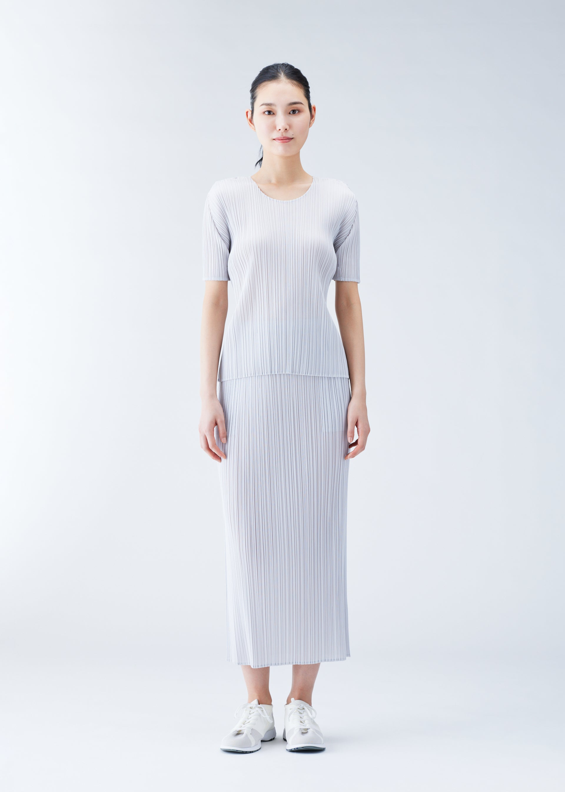 BASICS – ISSEY MIYAKE ONLINE STORE