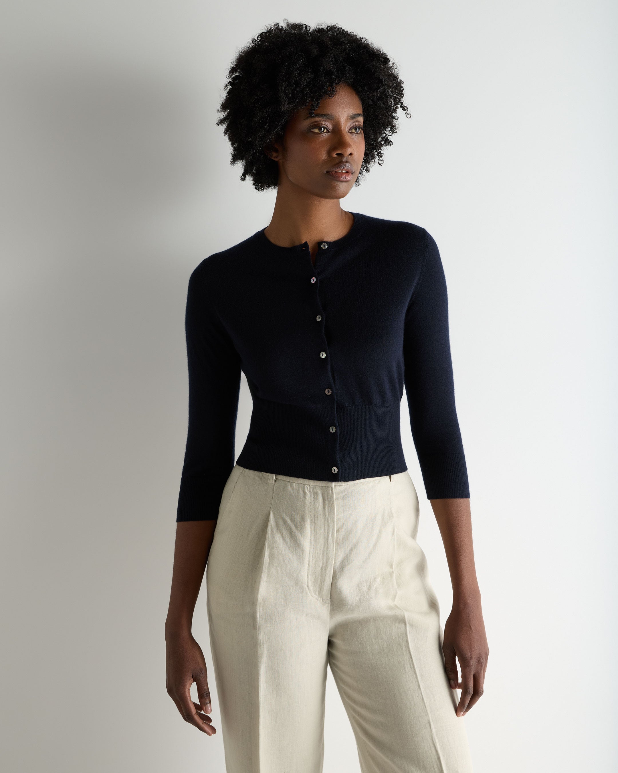 Women's Darcie Superfine Cashmere Cropped Cardigan Navy Blue | N.Peal