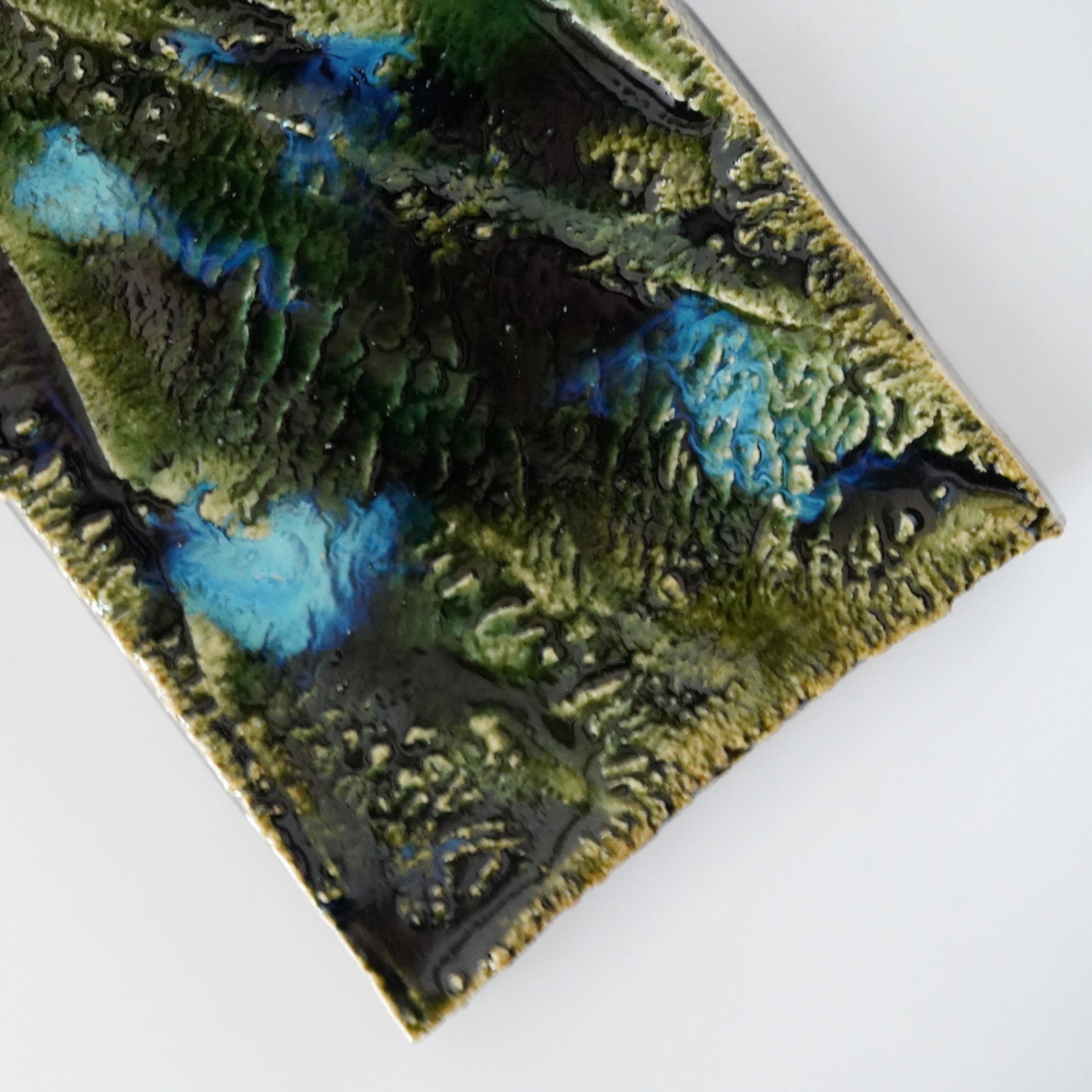 山口真人】織部付皿 – うつわ御結