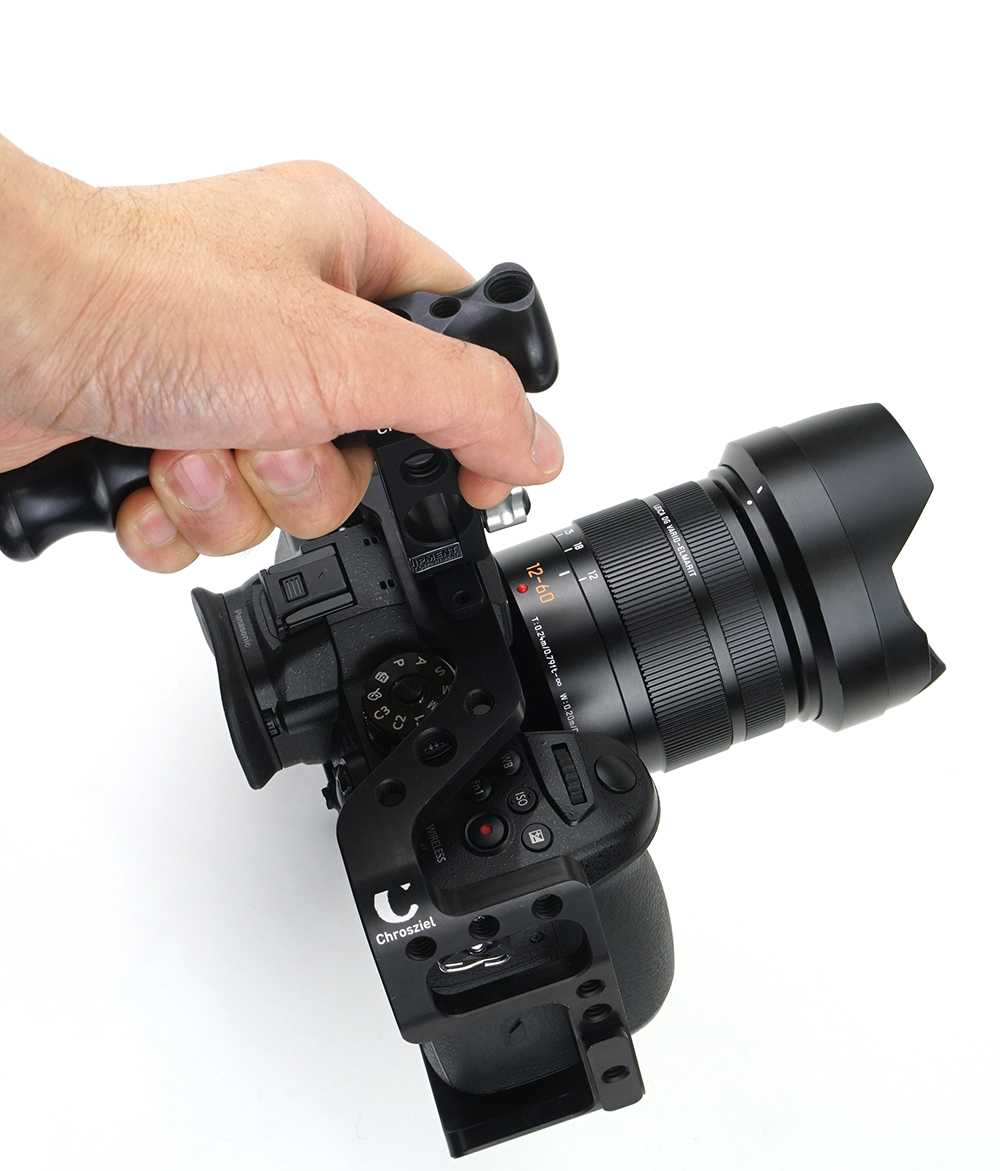 クロジールからGH5用のトップハンドル付きケージが早くも登場 | VIDEO