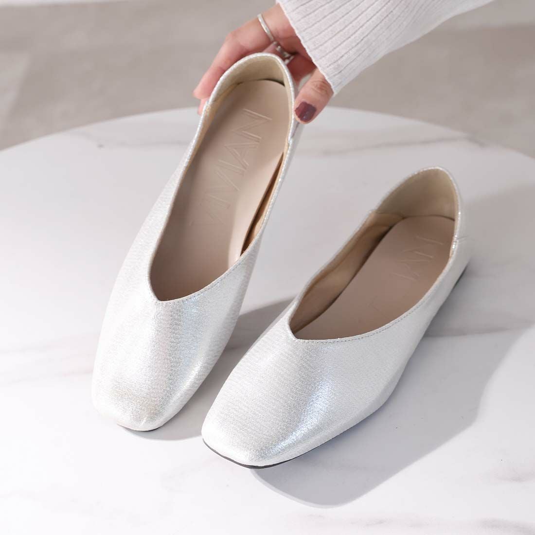 2026年春再販】スクエアトゥVカットバブーシュ ｜靴・レディース