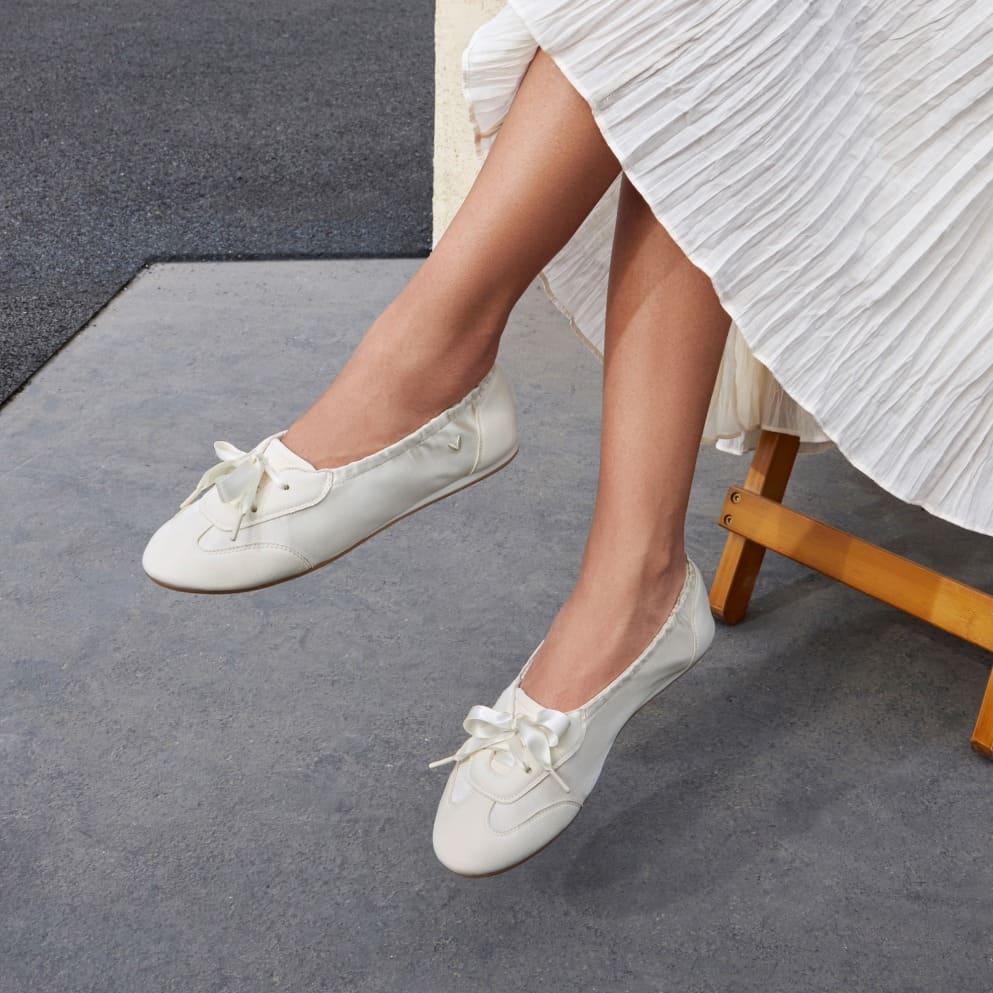 Yanka] ラウンドトゥ レースアップ スニーカーリーナ – VIVAIA JAPAN