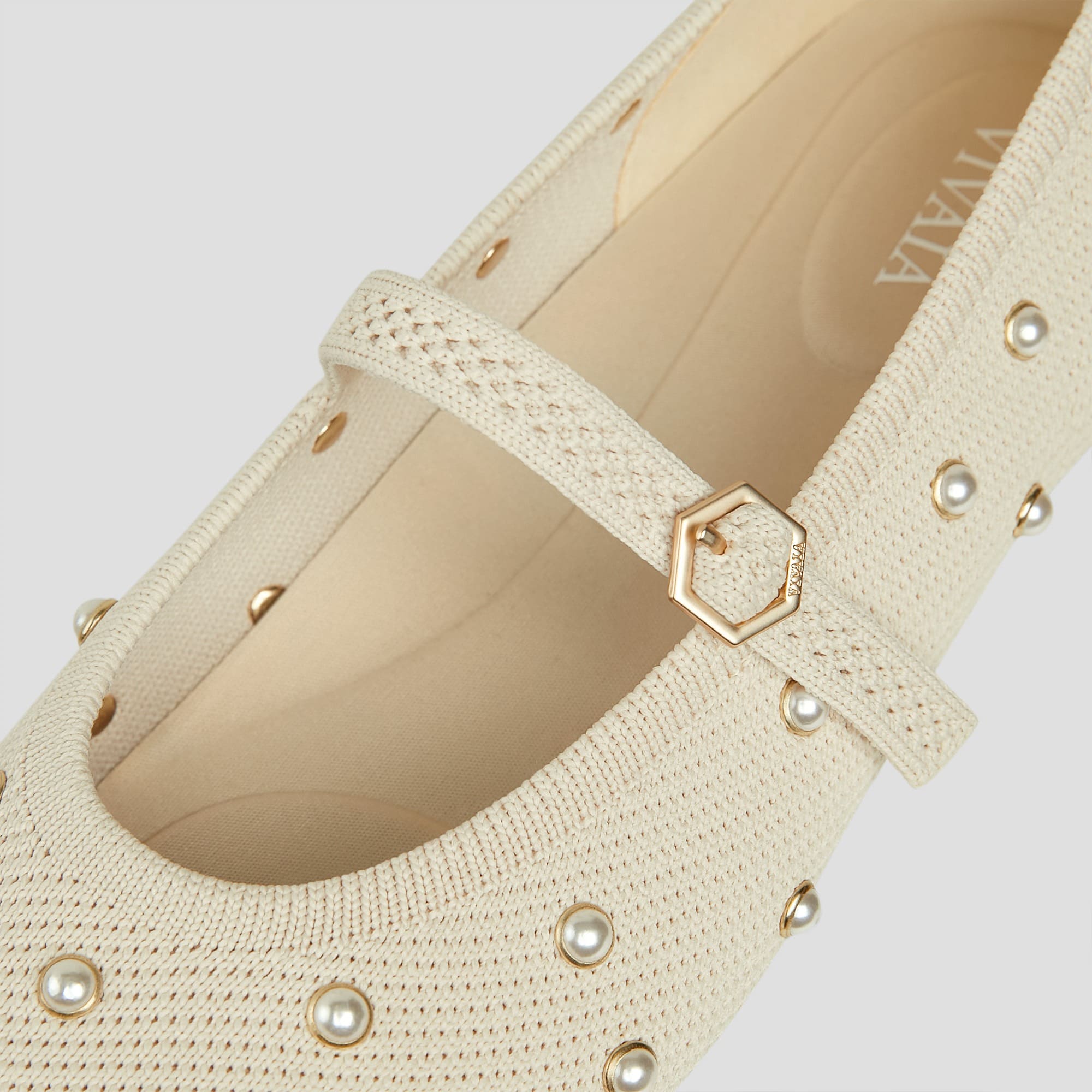 Tamia Mary Jane] AdaptAll™ アーモンドトゥ メリージェーン フラット