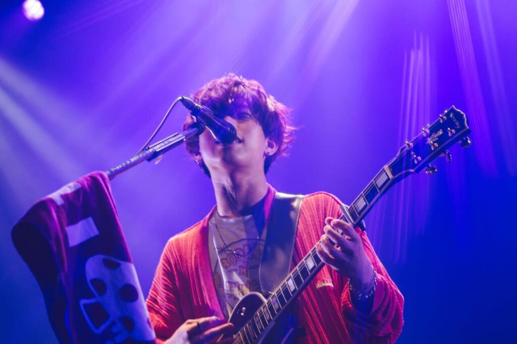 路上ライブで話題のシンガーソングライター、きゃない 初の東京・大阪