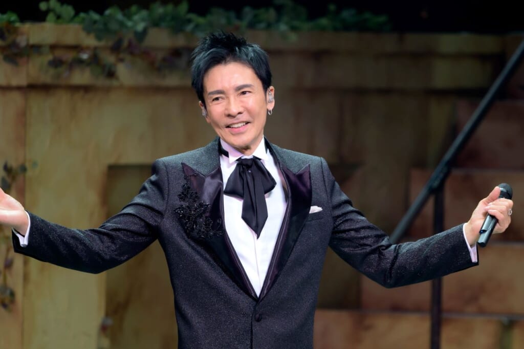 郷ひろみ、“ひろみ座”と銘打ったスペシャル・コンサート『HIROMI GO