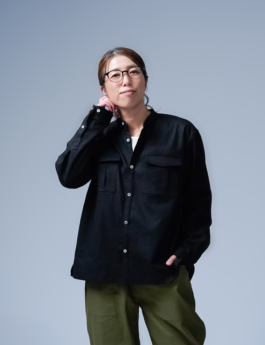 リネンソロテックス】洗練と快適さに包まれる。リネンサファリシャツ