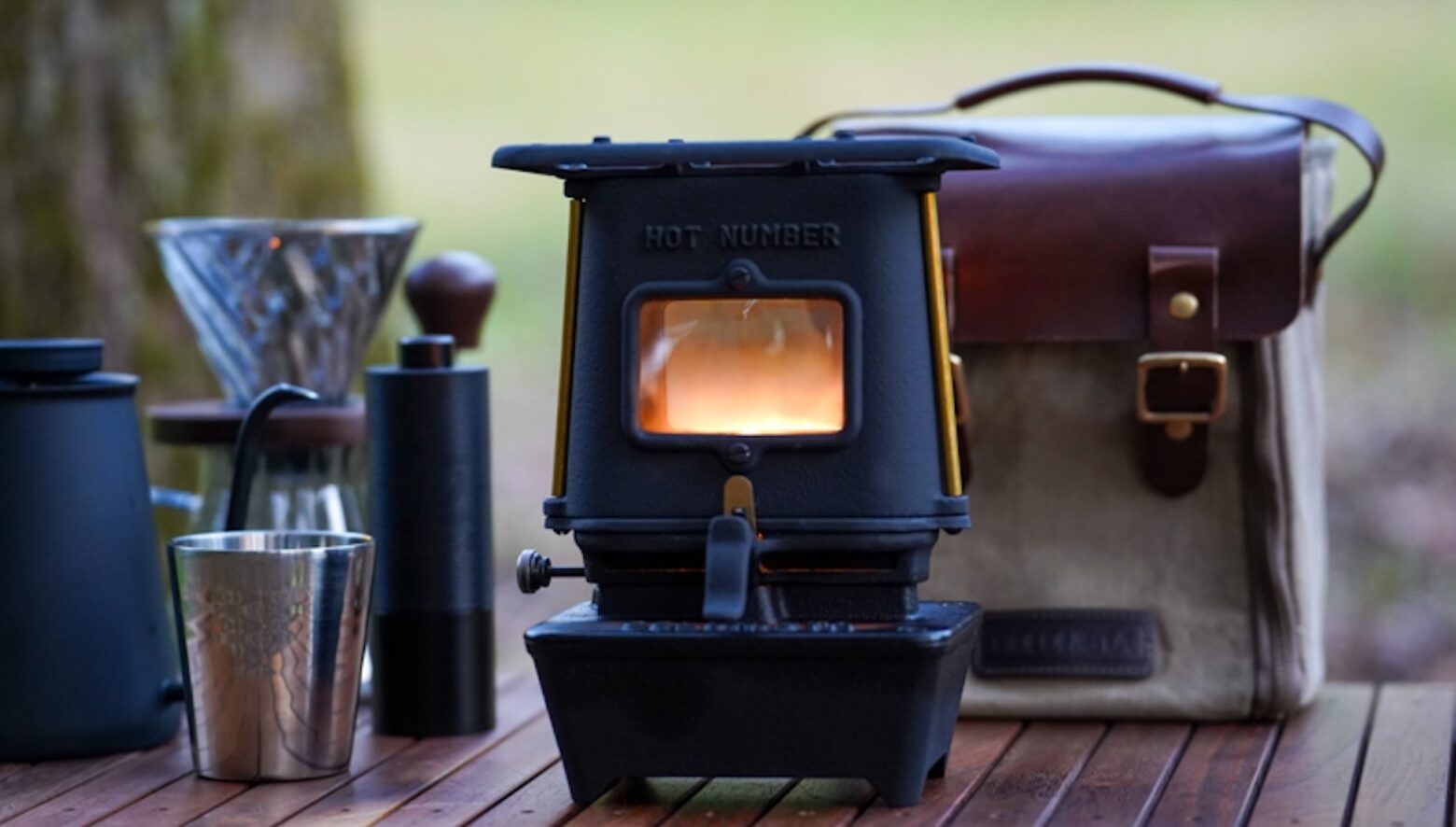 マニアの間で密かに人気を集めるヴィンテージギア“アイロンストーブ”が