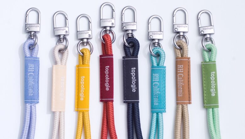 ロンハーマンのブランドカラーを採用した、トポロジーによるデイリーな