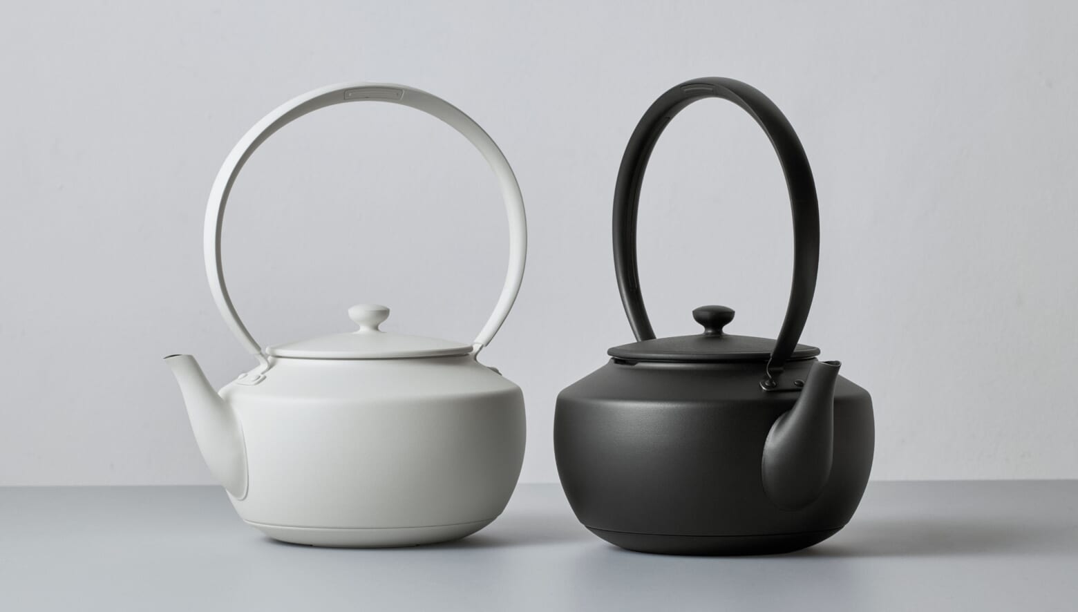 エレガントでクラシカルなバルミューダのムーンケトル。温度設定が1°C