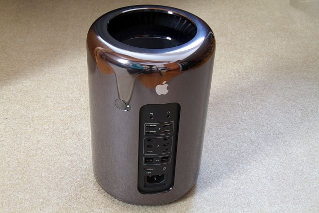 Mac Pro(Late2013) がやって来た – 田舎暮らし的生活
