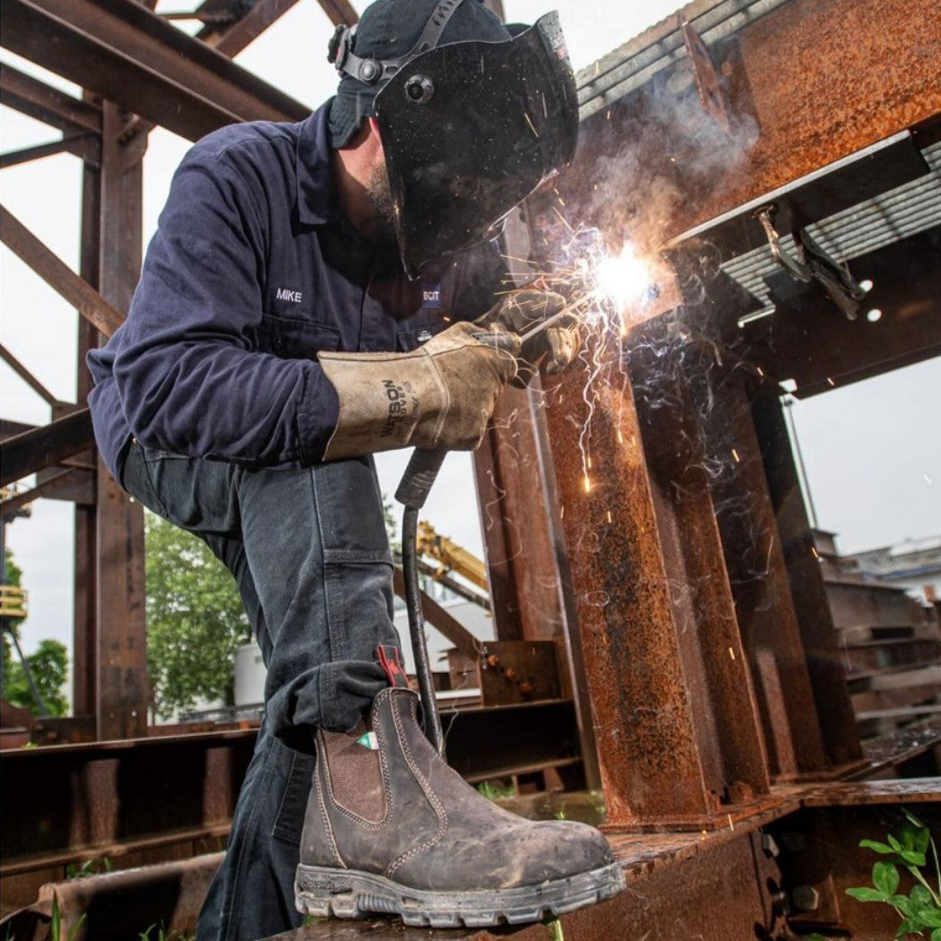 Redback Bobcat Unisex Slip On Steel Toe Work Boot - Claret Oil Kip PSB