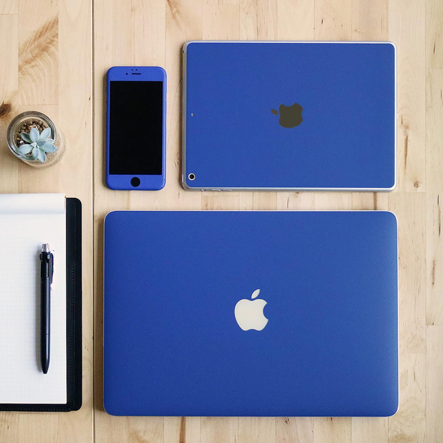 スキンシール iPhone12 mini ブルー – wraplus