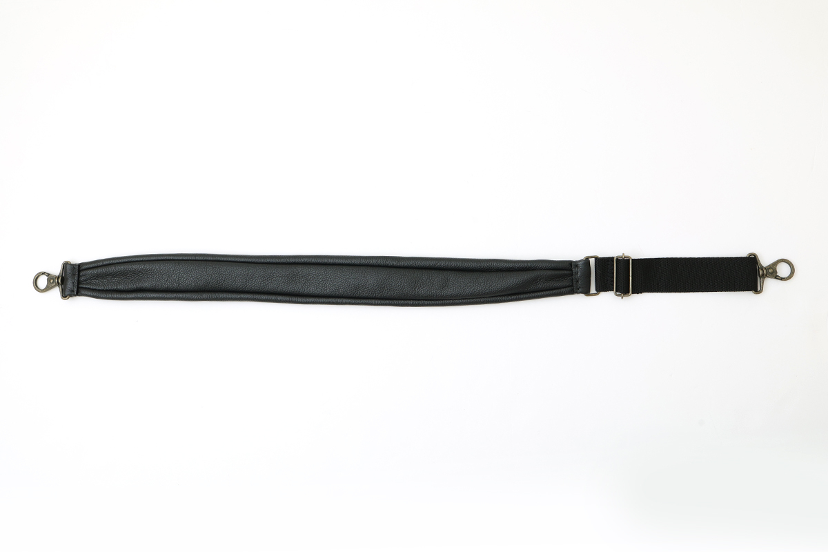 ebagos エバゴス ソフトショルダーベルト・フニュシュリンク