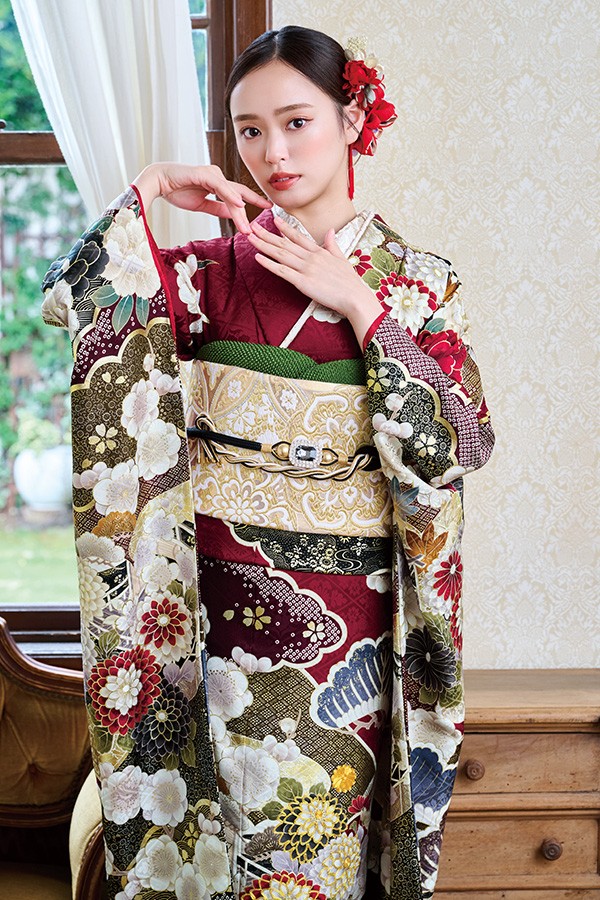 金駒刺繍と絞りの振袖【HIBIKI-106】｜振袖ギャラリー｜浜松市で成人式