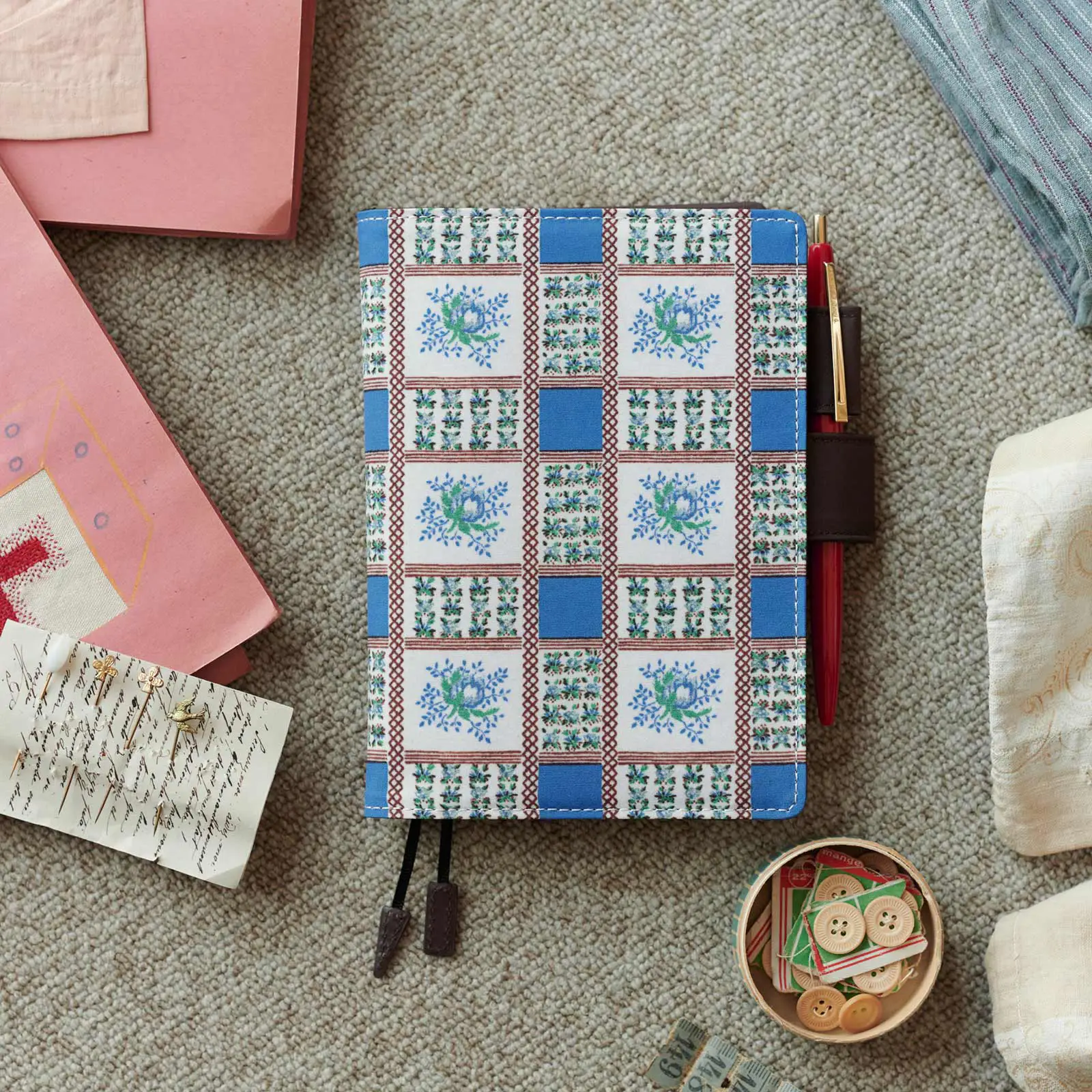 Classic Fabrics / Wildflowers ［オリジナルサイズ（A6）］ - 手帳