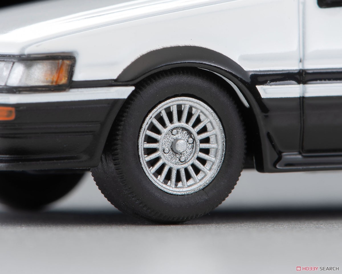 TLV-N304c Toyota Corolla Levin 2 Door GT-APEX 1985 (White / Black