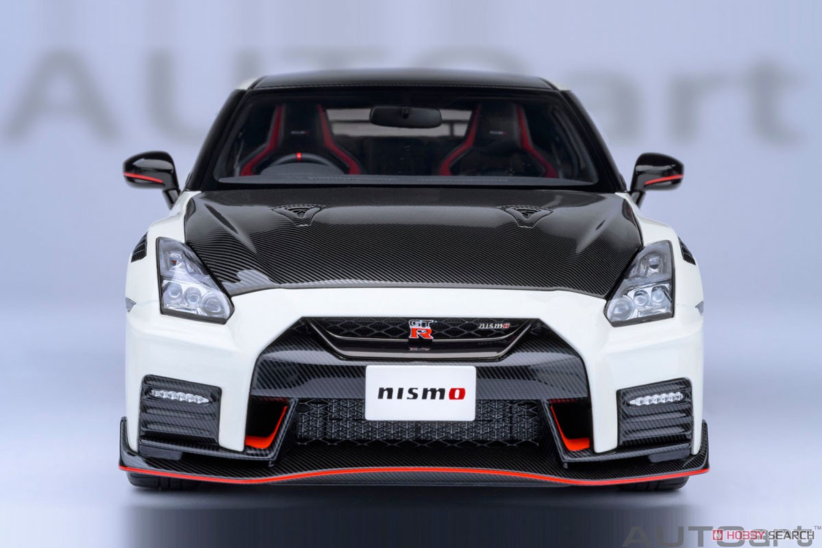 日産 GT-R (R35) ニスモ スペシャルエディション (ブリリアント