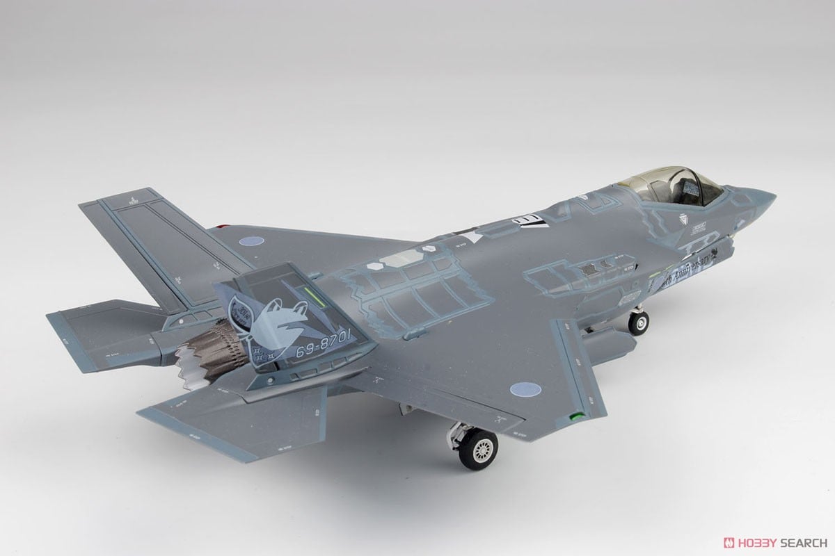航空自衛隊F-35A ライトニングII 第301飛行隊 50周年記念特別塗装機