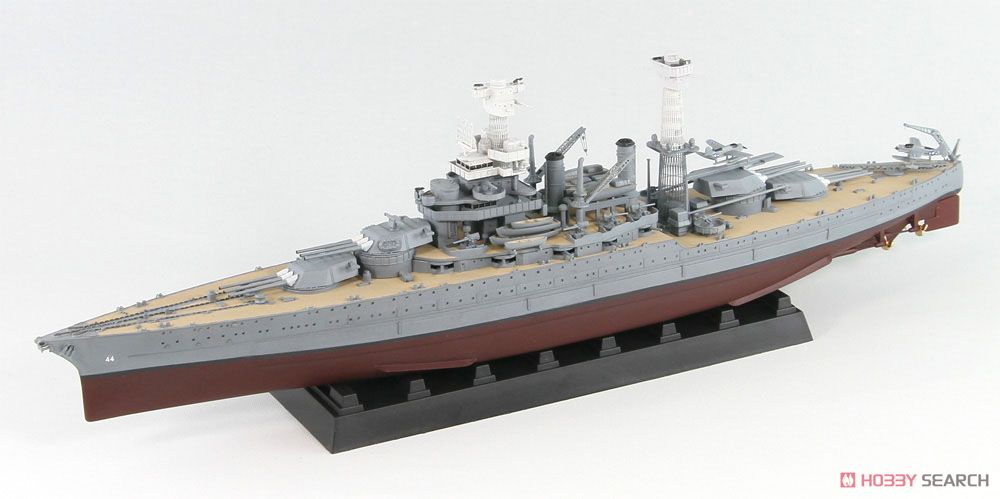 WWII 米海軍 戦艦 BB-44 カリフォルニア 1941 (プラモデル) - ホビー