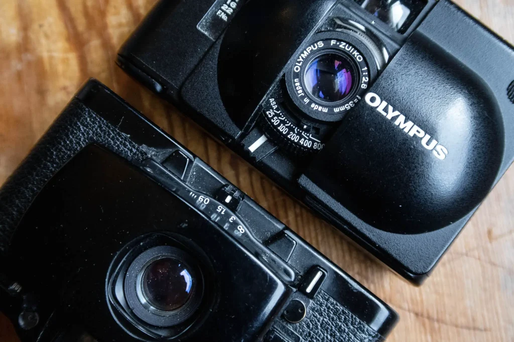 Cosina CX-2 Review - an ingenious bit of industrial design - 35mmc